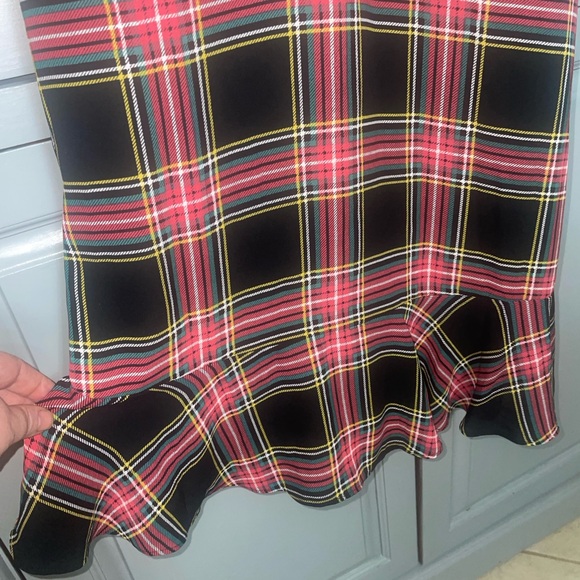 J. Crew Long sleeve midi dress with ruffle/smocked neck. Black tartan plaid - Picture 3 of 8